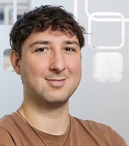 Gökhan Solak